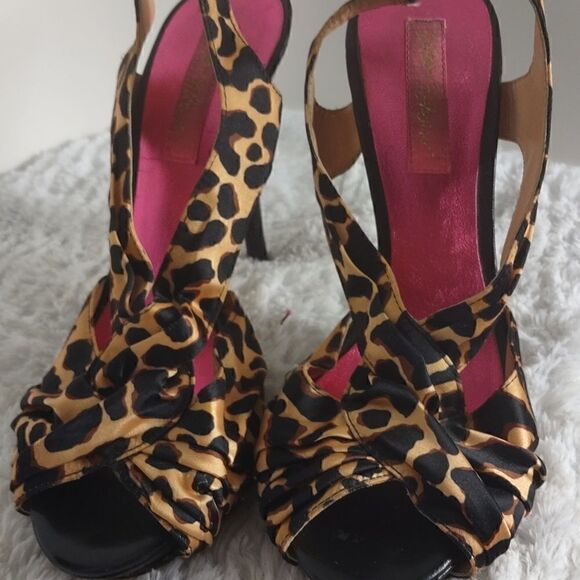 Betsey Johnson Leather Animal Print Heels - Picture 6 of 8